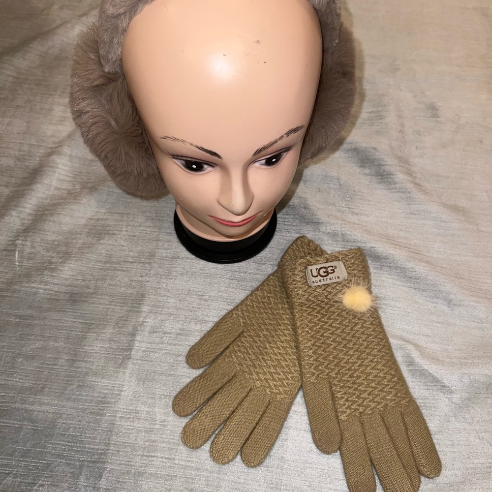 UGG Women's Brown Gloves and Earmuffs Set